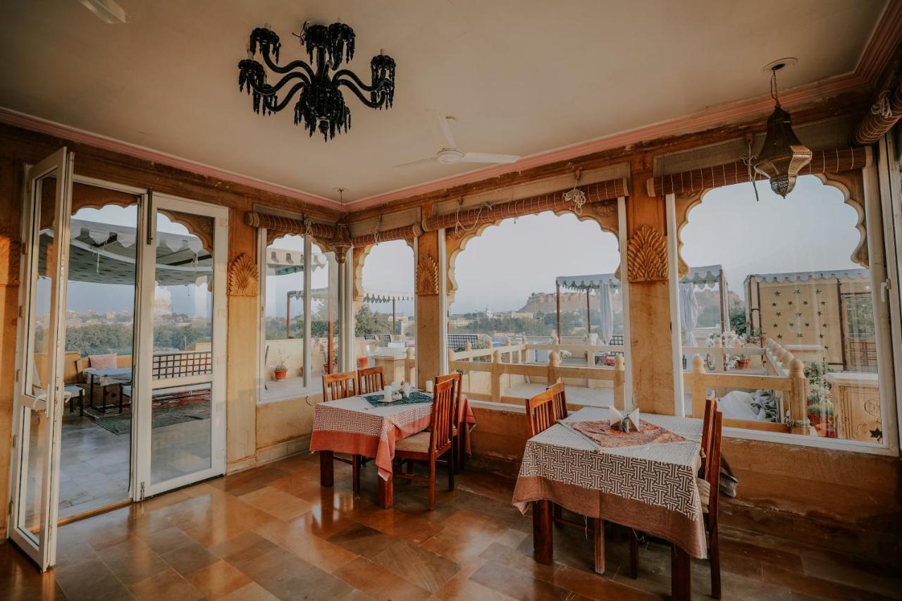 The Gulaal Hotel Jaisalmer Bagian luar foto