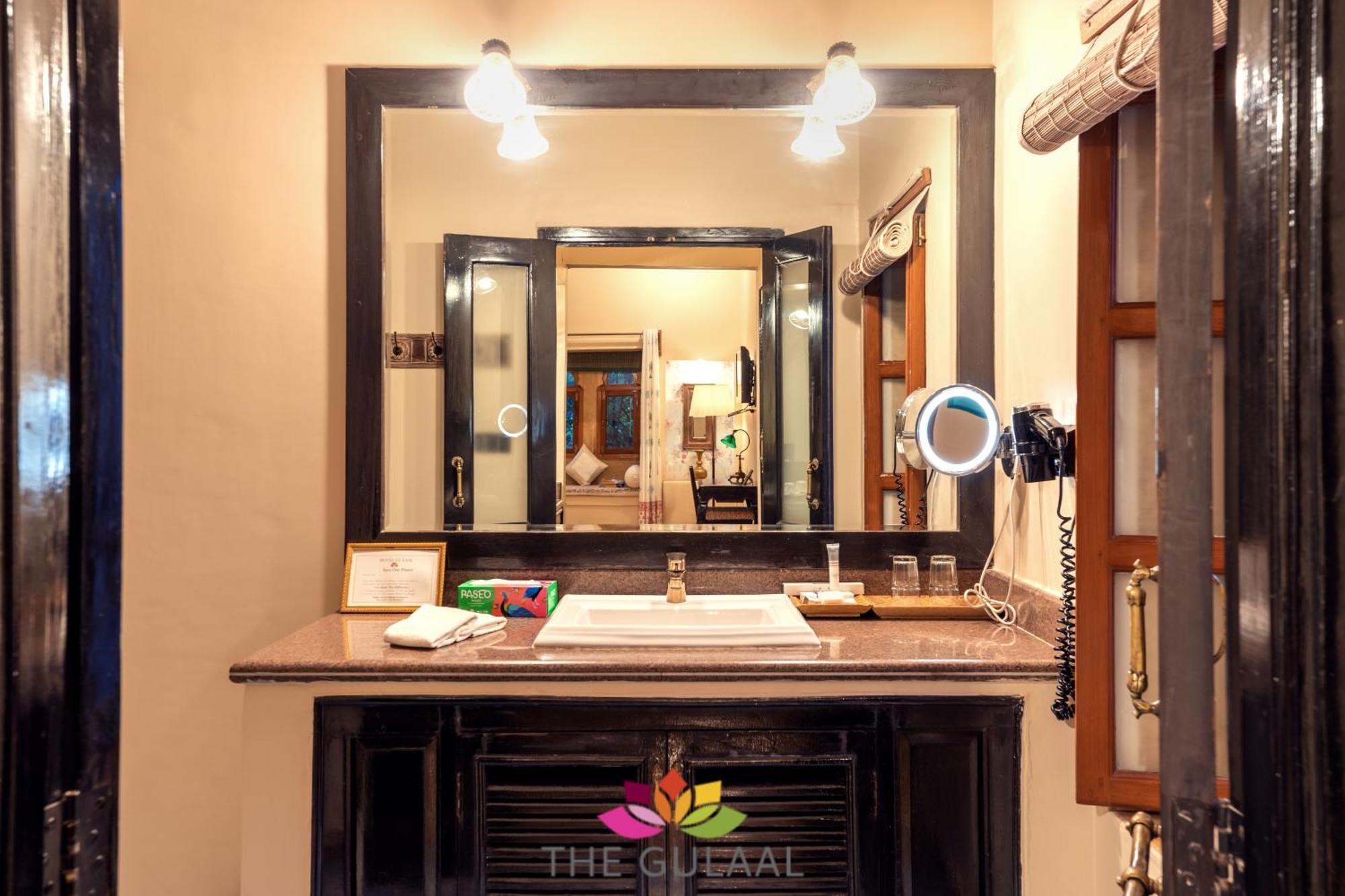The Gulaal Hotel Jaisalmer Bagian luar foto